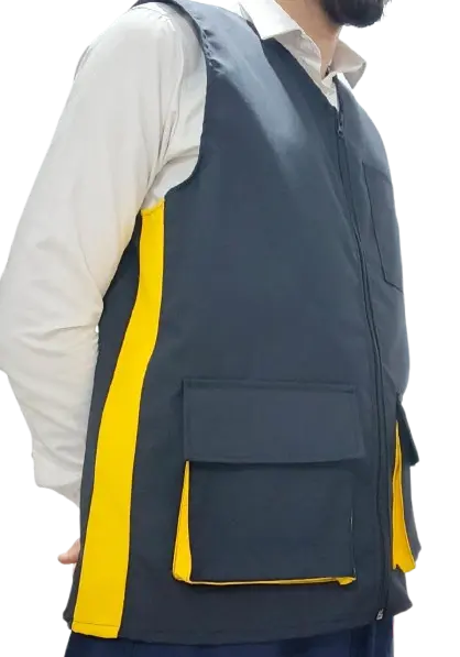 Gilet noire bande jaune